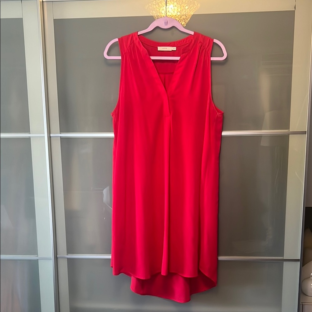 Elegant Red Sleeveless Dress
